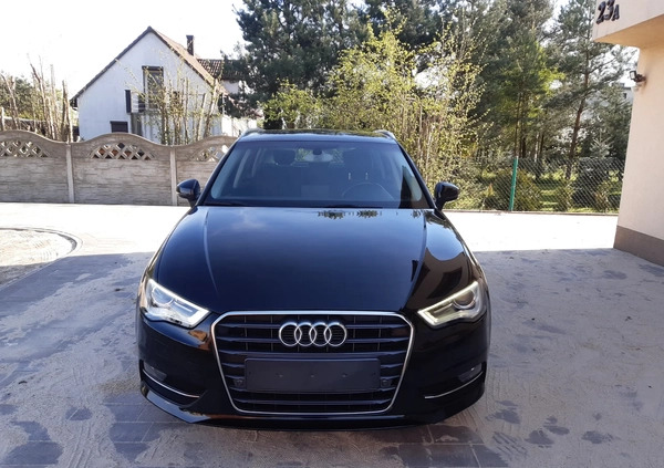Audi A3 cena 48900 przebieg: 180000, rok produkcji 2014 z Hrubieszów małe 466